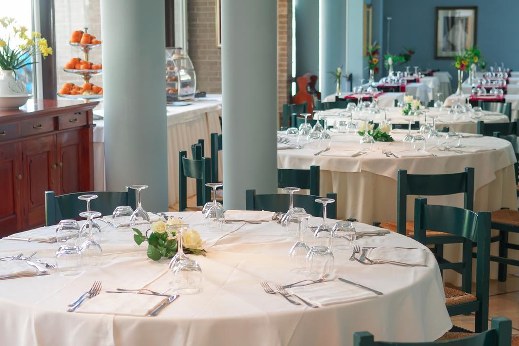 Hotel Marini Sassari Buitenkant foto
