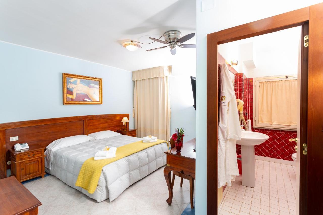 Hotel Marini Sassari Buitenkant foto