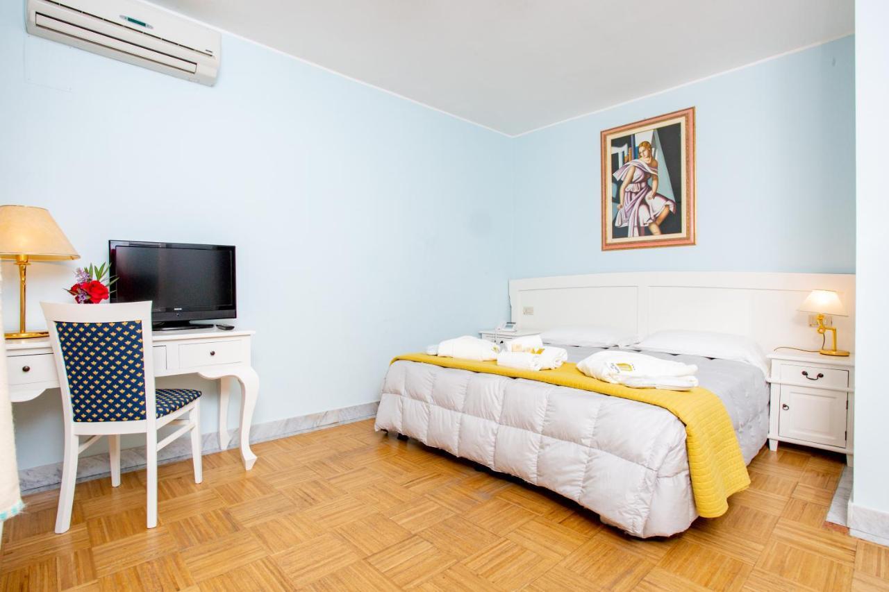 Hotel Marini Sassari Buitenkant foto