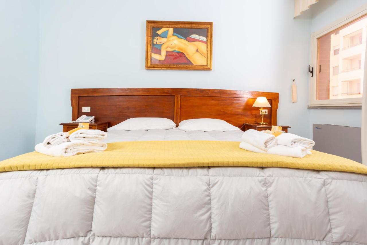 Hotel Marini Sassari Buitenkant foto
